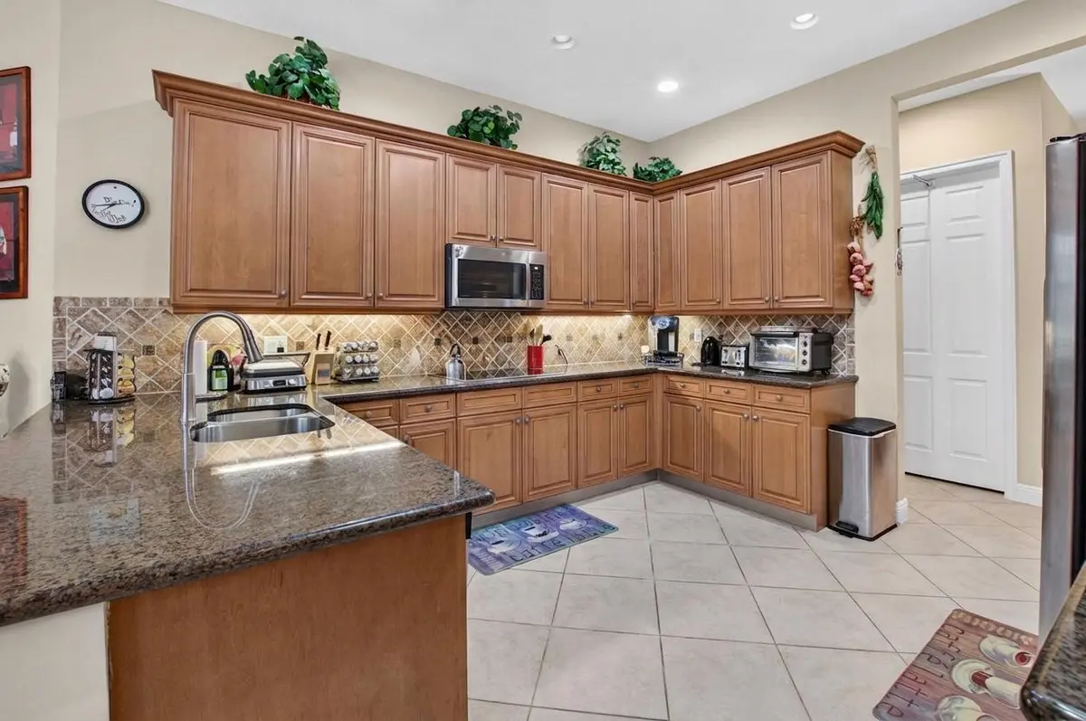Kitchen 1 at 8855 Starhaven Cove, Boynton Beach