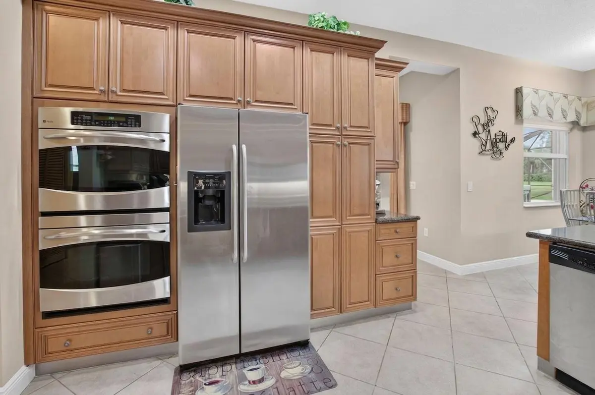Kitchen 3 at 8855 Starhaven Cove, Boynton Beach