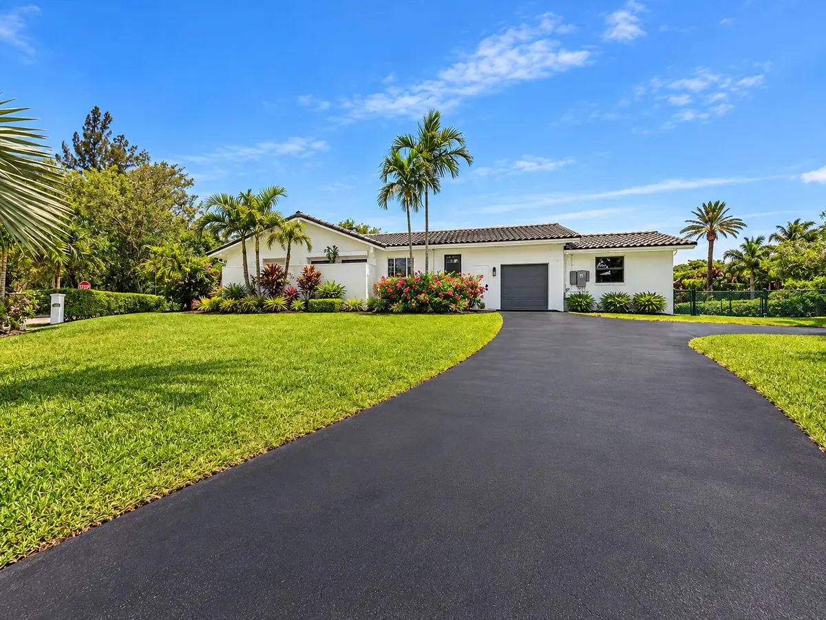 303ac347-51cf-457c-aeac-59ce6b76ce42 at 5901 SW 136th Street, Pinecrest