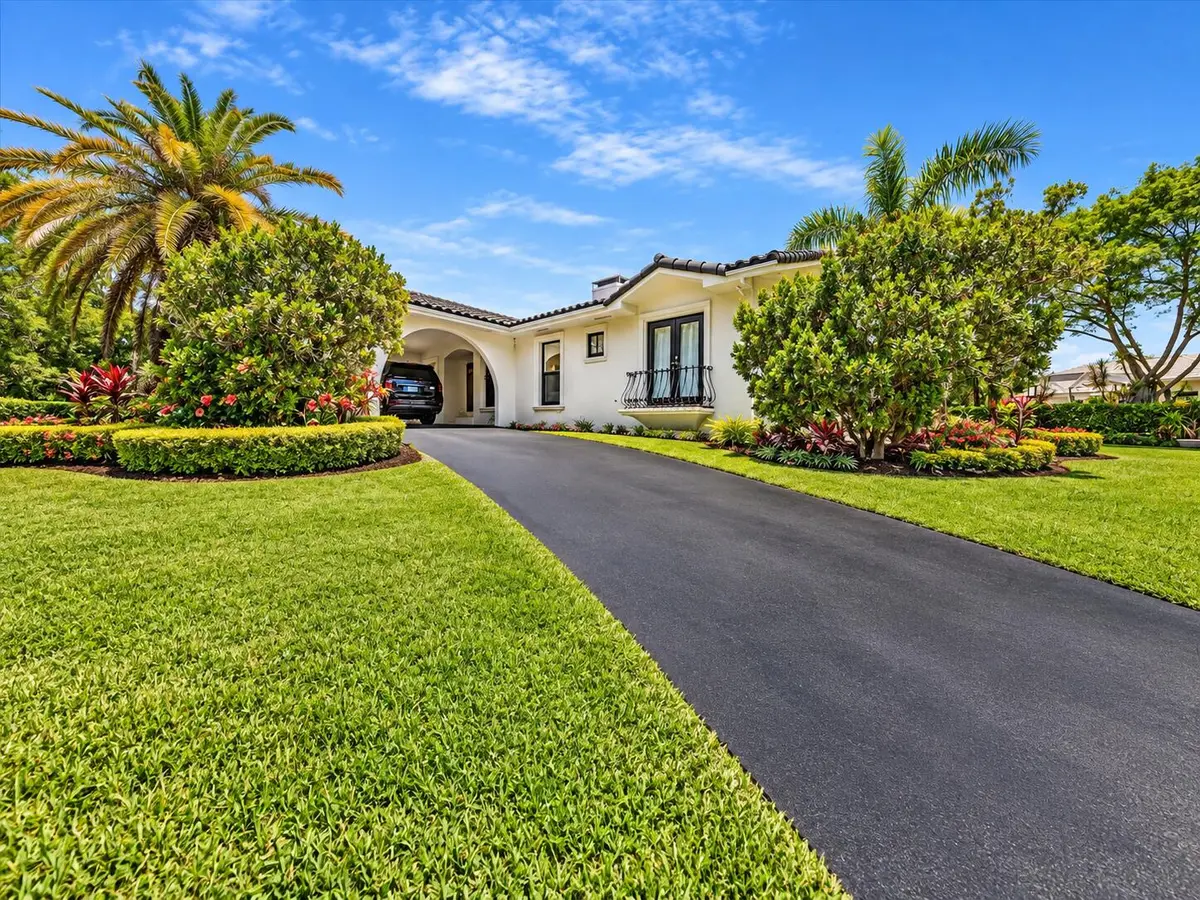 1f2d40b5-4221-45a4-a8a1-a6de80c470c9 at 5901 SW 136th Street, Pinecrest