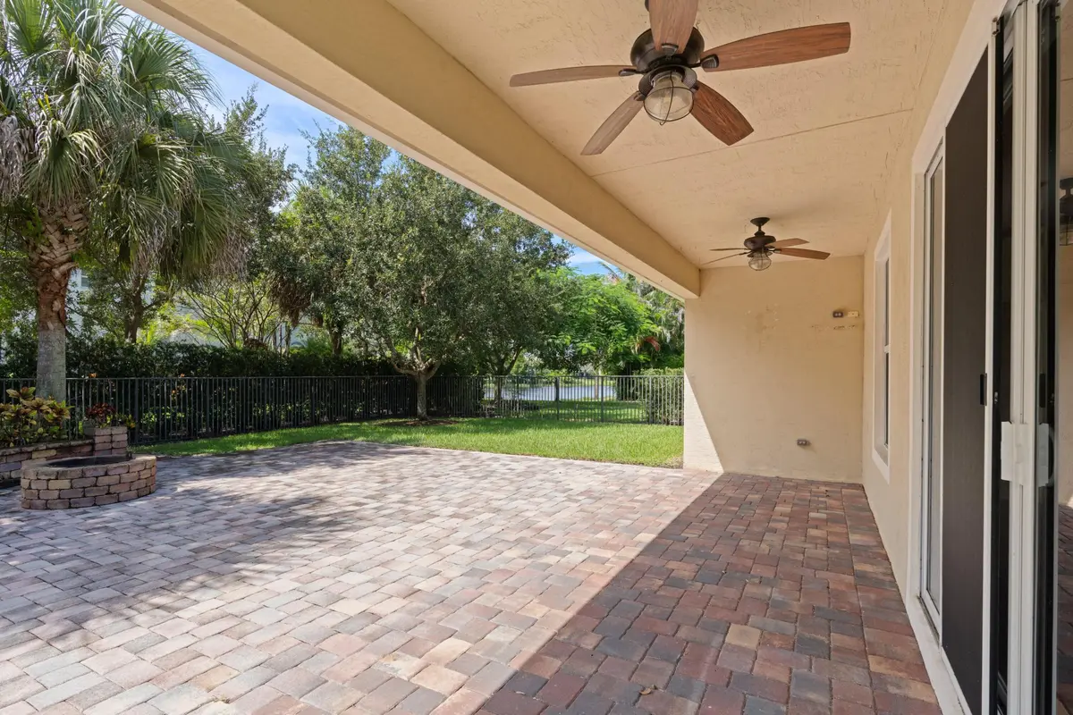 covered patio area at 102 Crab Cay Way, Jupiter