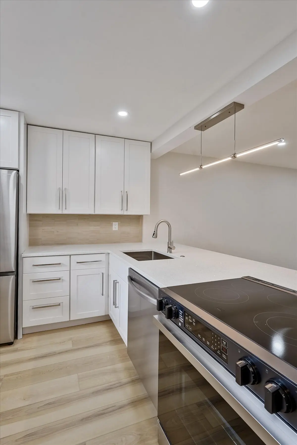 04-5220 Las Verdes Circle Unit 321-4 at 5220 Las Verdes Circle, Delray Beach
