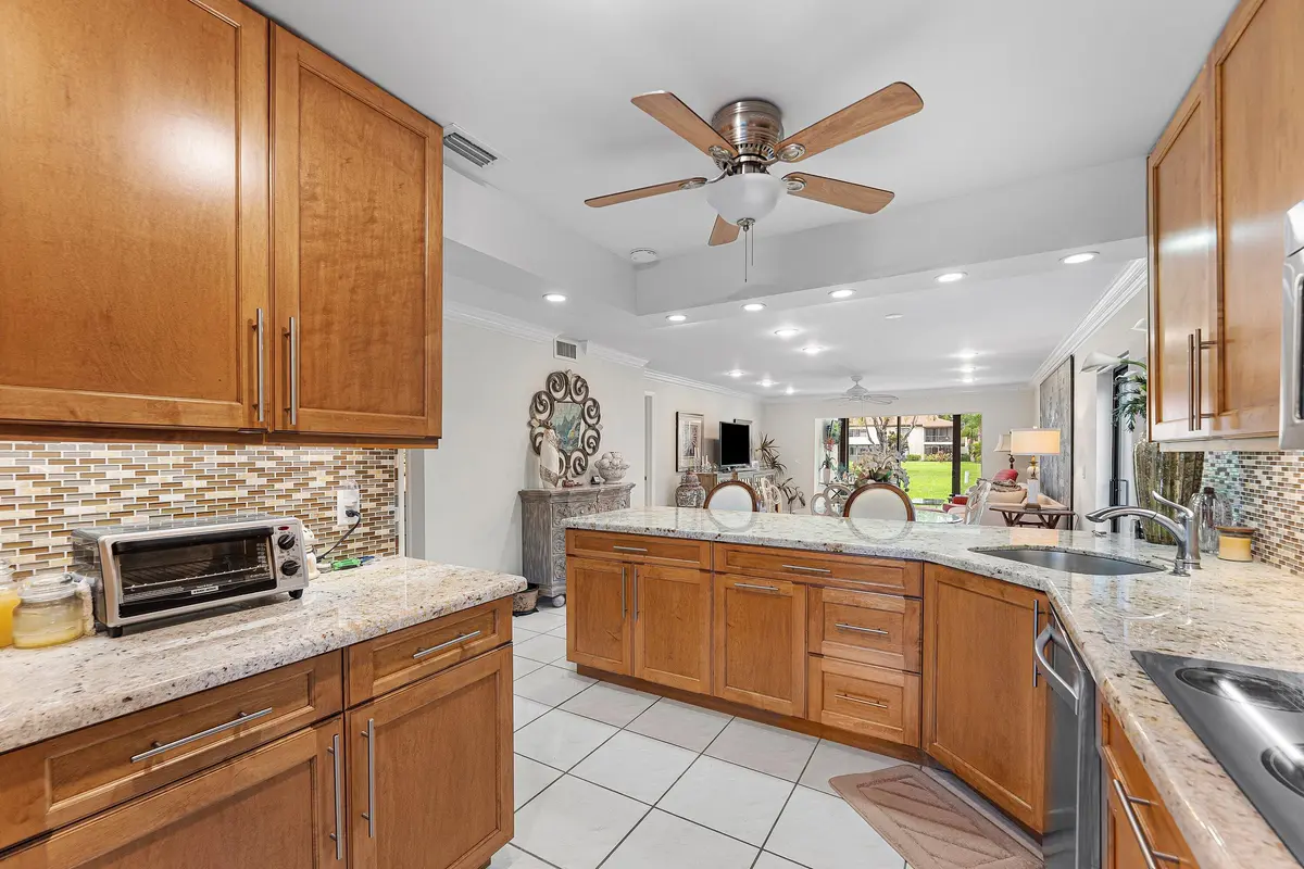 008-8520CasaDelLago-E-BocaRaton-FL-33433 at 8520 CASA DEL LAGO E, Boca Raton