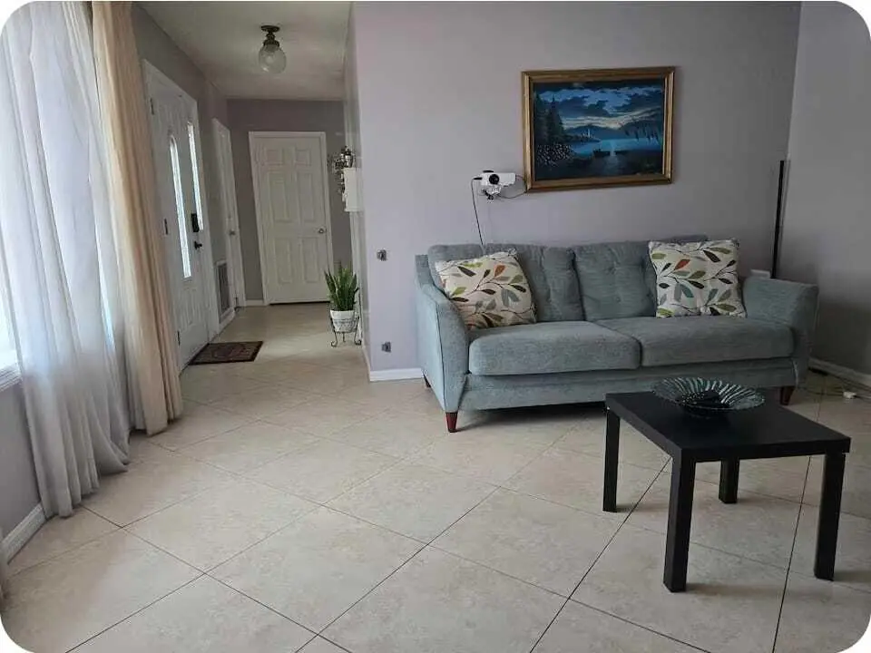 Living at 122 Riomar Drive, Port St. Lucie