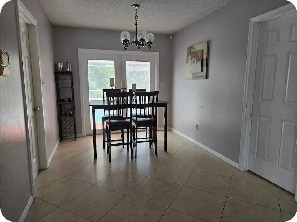 Sala at 122 Riomar Drive, Port St. Lucie