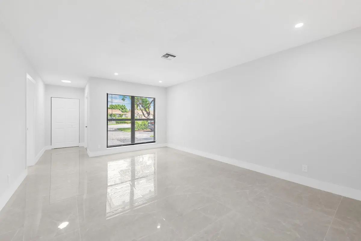 18-web-or-mls-DSC_5209 at 3720 NW 110th Avenue N, Coral Springs