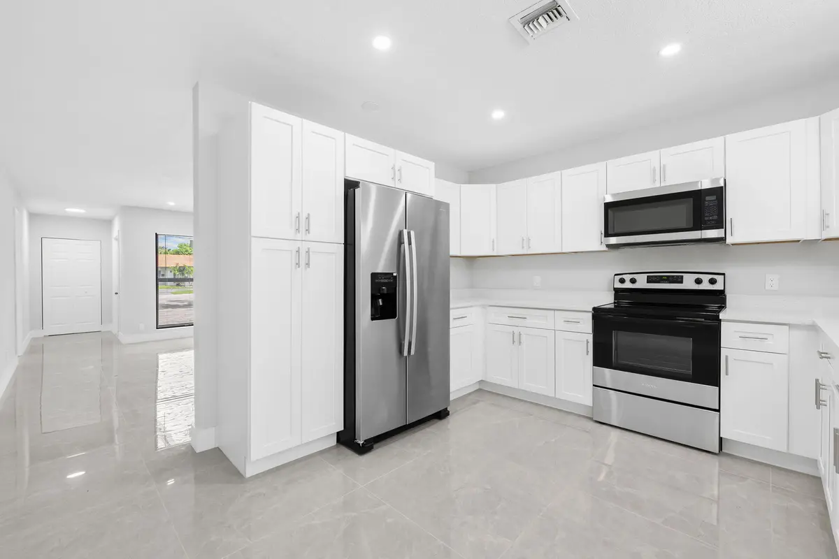 22-web-or-mls-DSC_5218 at 3720 NW 110th Avenue N, Coral Springs