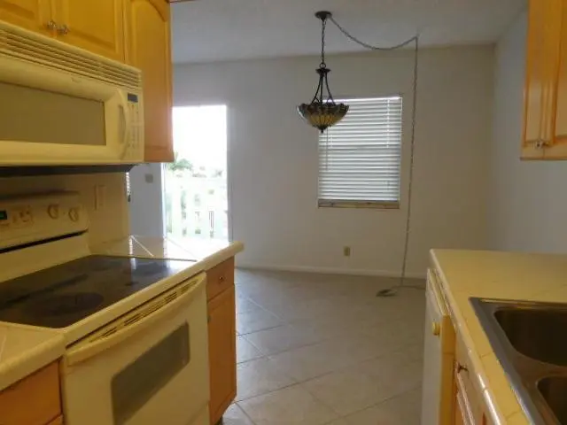 4065 EXETER D - DINING AREA 2 at 4065 EXETER D 4065, Boca Raton
