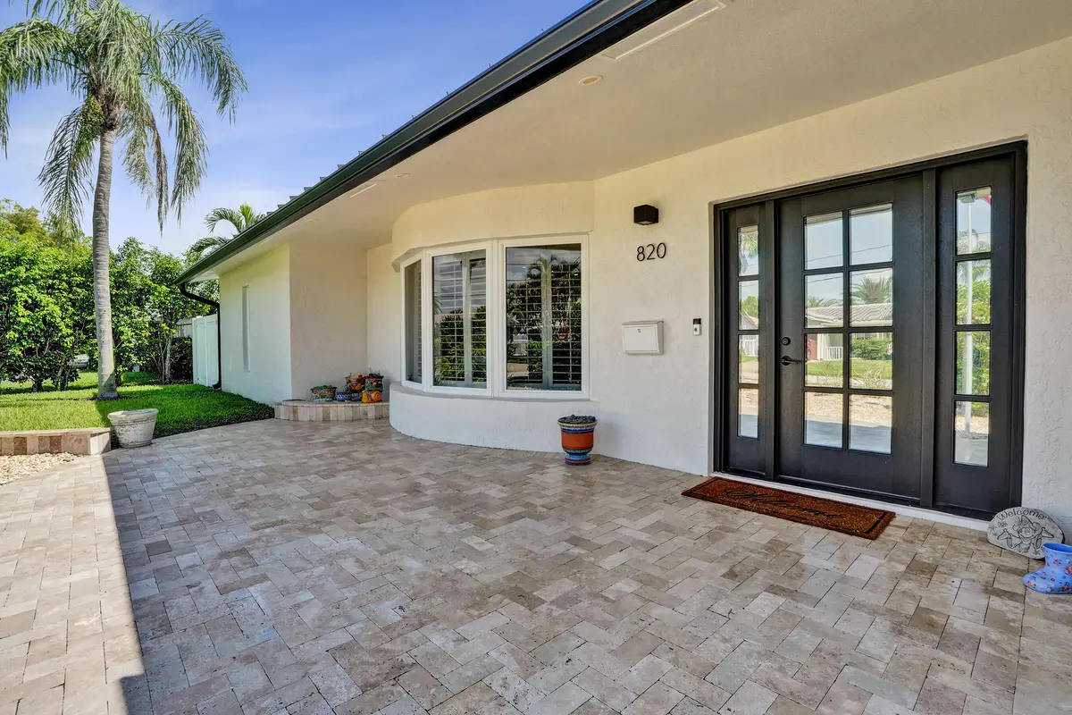 DSC00001 at 820 SE 6TH Avenue, Pompano Beach