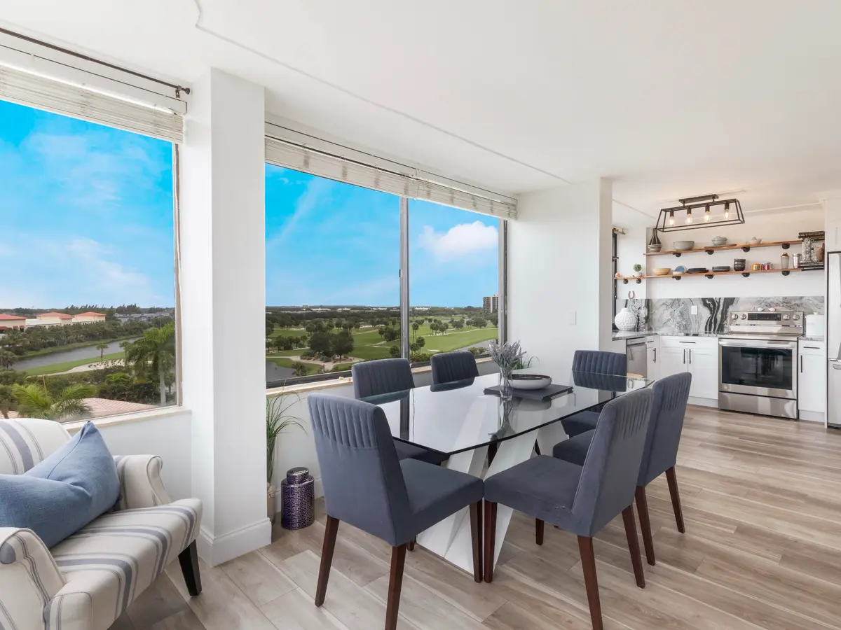 Dining Kitchen at 1500 PRESIDENTIAL Way 701, West Palm Beach