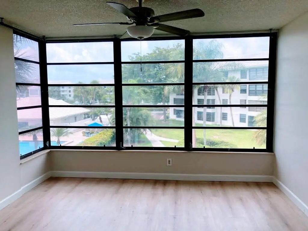 Home at 1721 WHITEHALL Drive 303, Davie