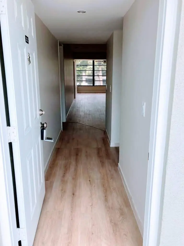 1721 303 at 1721 WHITEHALL Drive 303, Davie