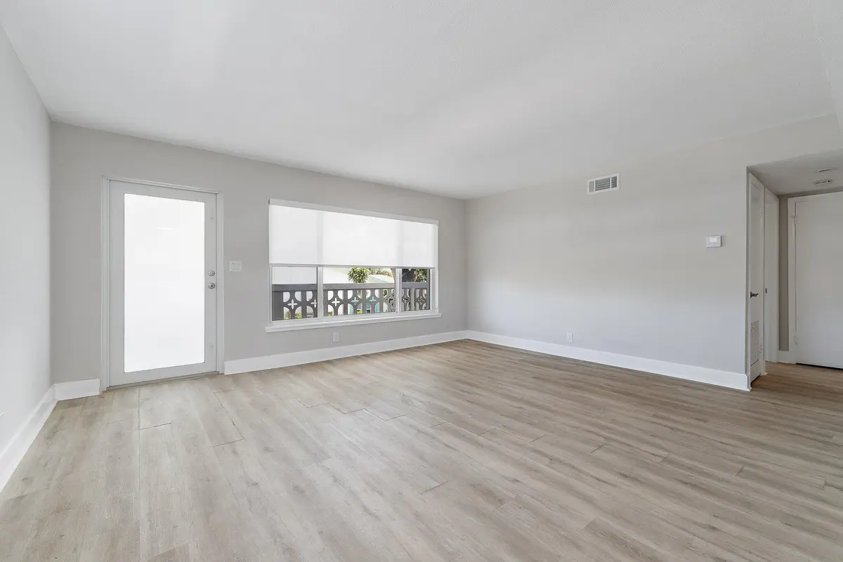 112-624SouthwindCir-NorthPalmBeach-SMALL at 624 Southwind Circle 1, North Palm Beach