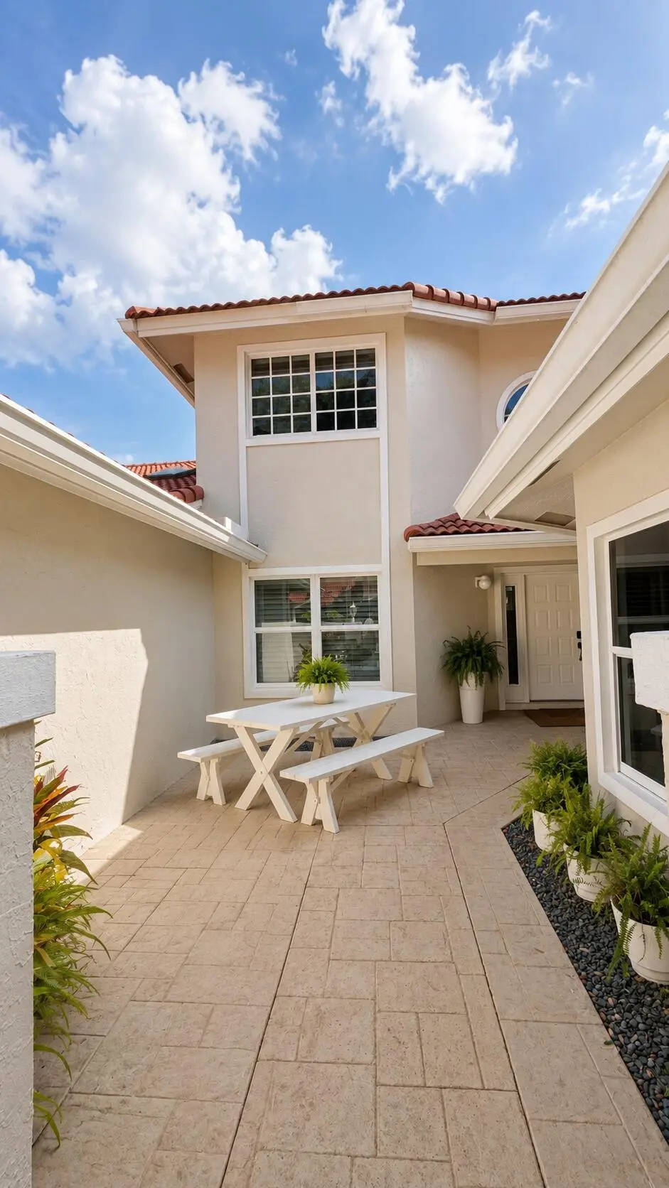 Front1 at 4107 CARRIAGE Drive K2, Pompano Beach