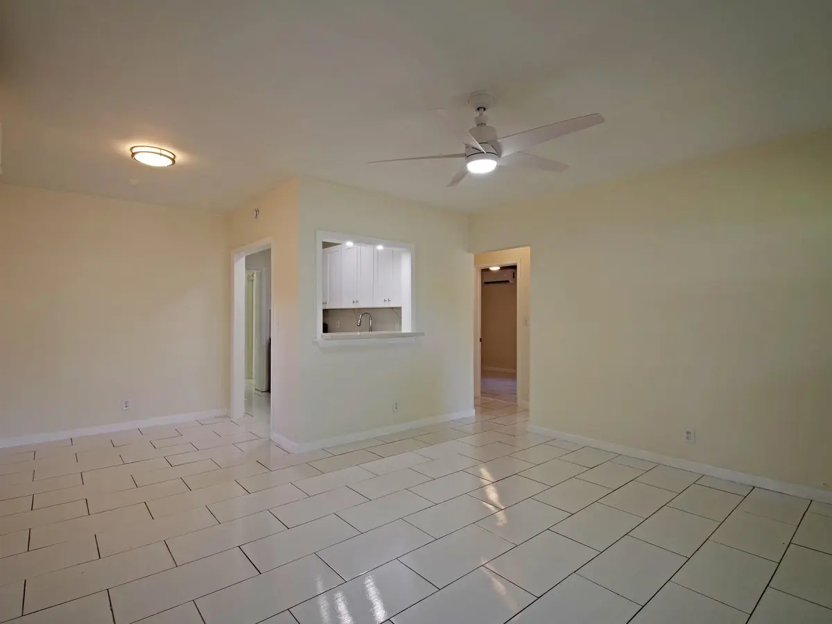 006-007-Dining Area-2048x1536 at 1026 NW 7TH Avenue, Fort Lauderdale