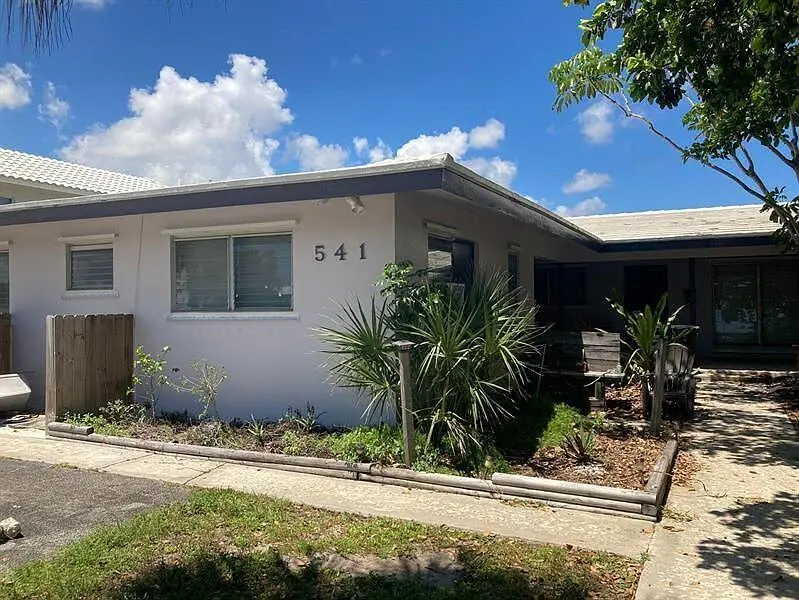 541 NE 43RD Street 1, Boca Raton, FL – photo 3