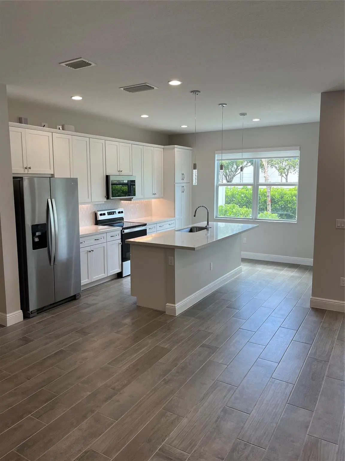 Photo 2 at 636 PARSONS Way, Deerfield Beach