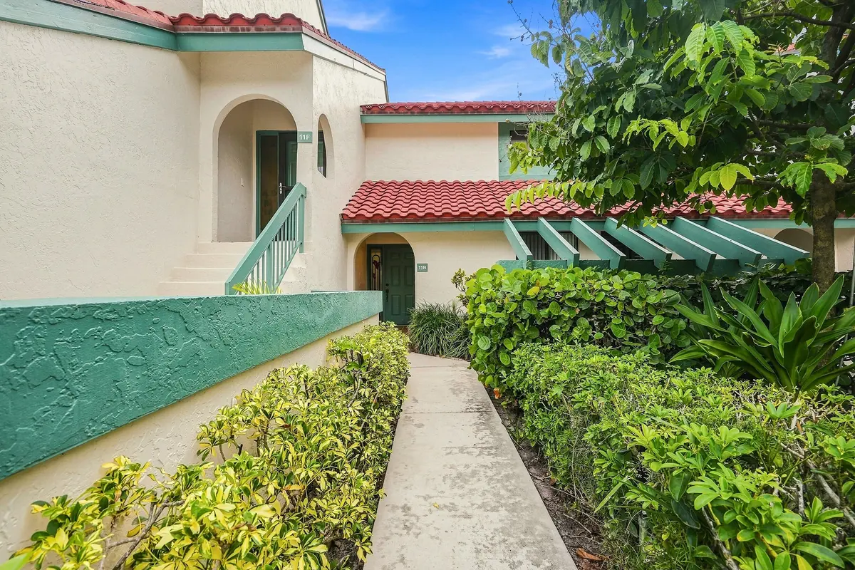 03_dsc01349 at 11 Lexington Lane B, Palm Beach Gardens