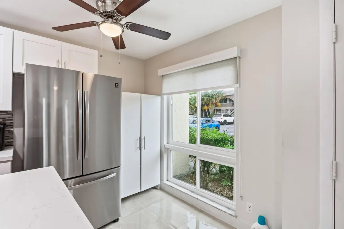 8-web-or-mls-008_0E2A3686 at 13984 VIA FLORA C, Delray Beach
