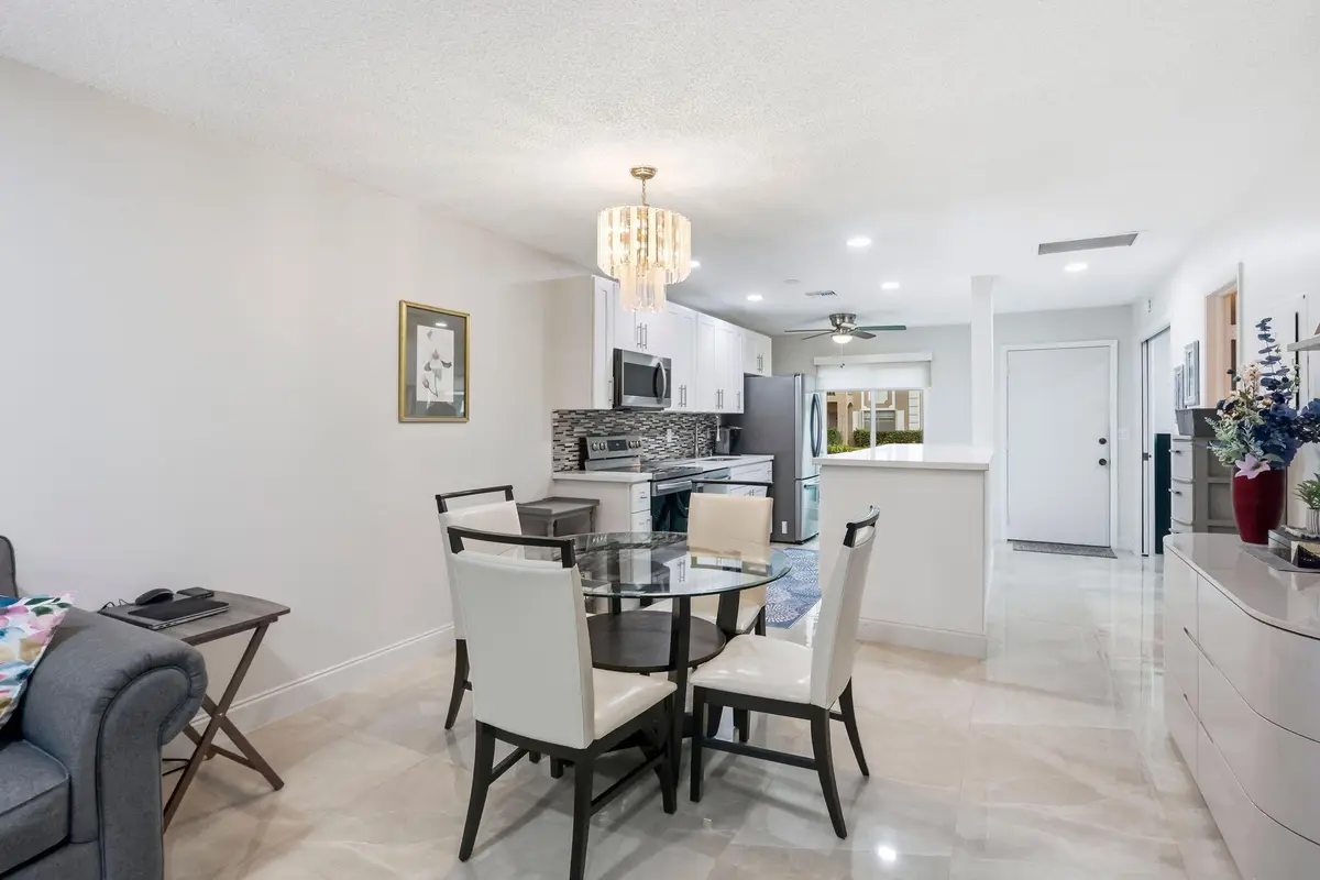 13-web-or-mls-013_0E2A3710 at 13984 VIA FLORA C, Delray Beach