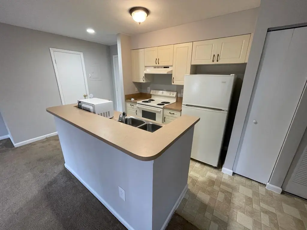 4783 Via Palm Lake 104 at 4783 Via Palm Lakes 104, West Palm Beach