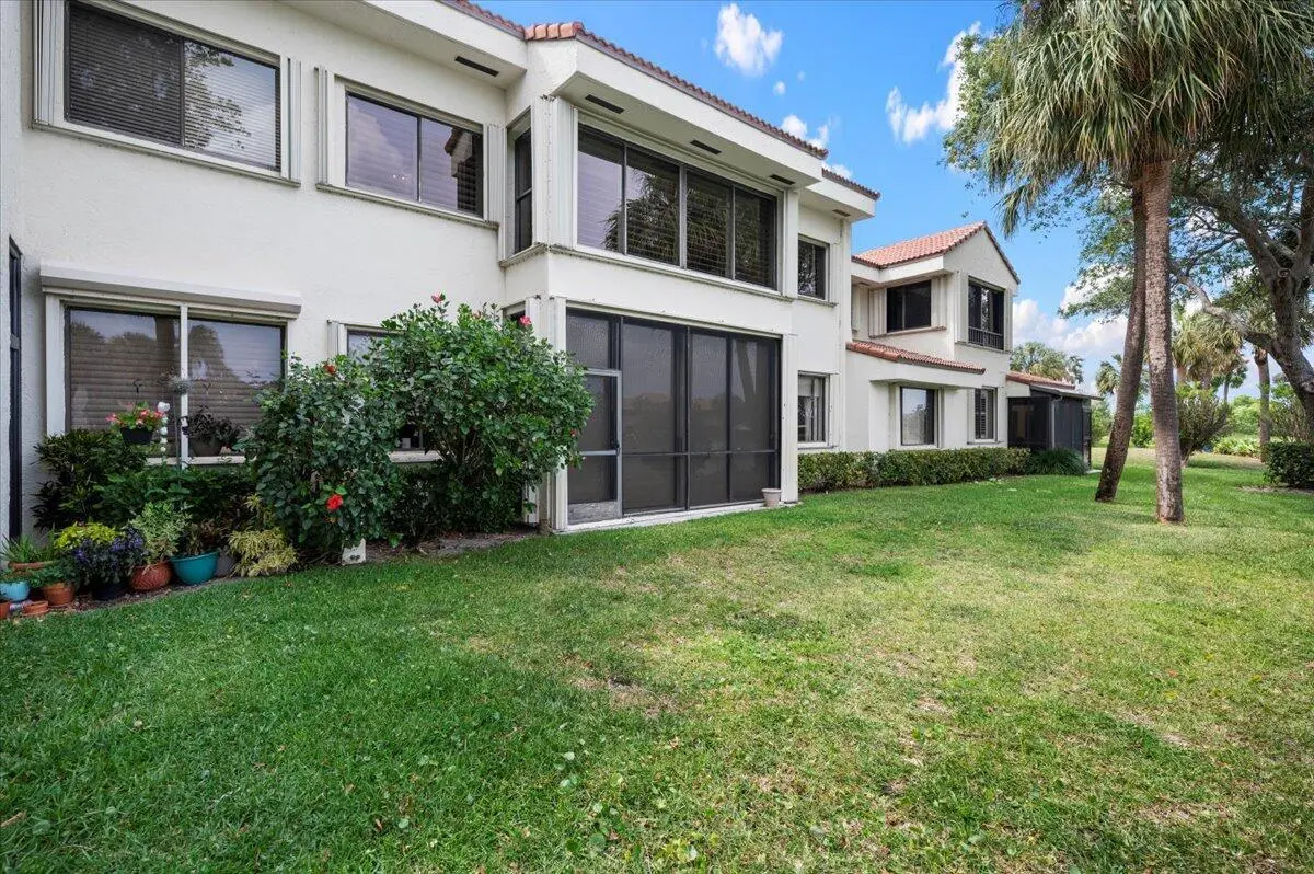 03-LUX0991 at 402 SEA OATS Drive F, Juno Beach