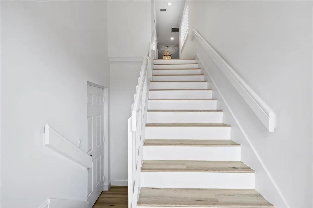 33-LUX1164 at 402 SEA OATS Drive F, Juno Beach