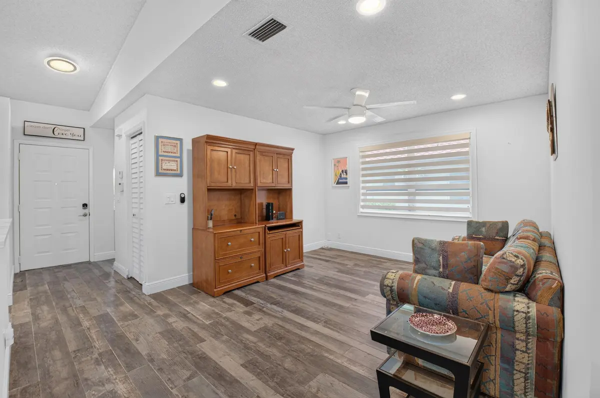 Den Office at 6427 Pointe Pleasant Circle, Delray Beach