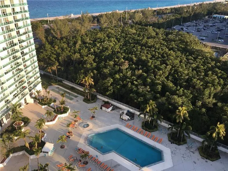 Photo 6 at 100 Bayview Drive 1826, Sunny Isles Beach