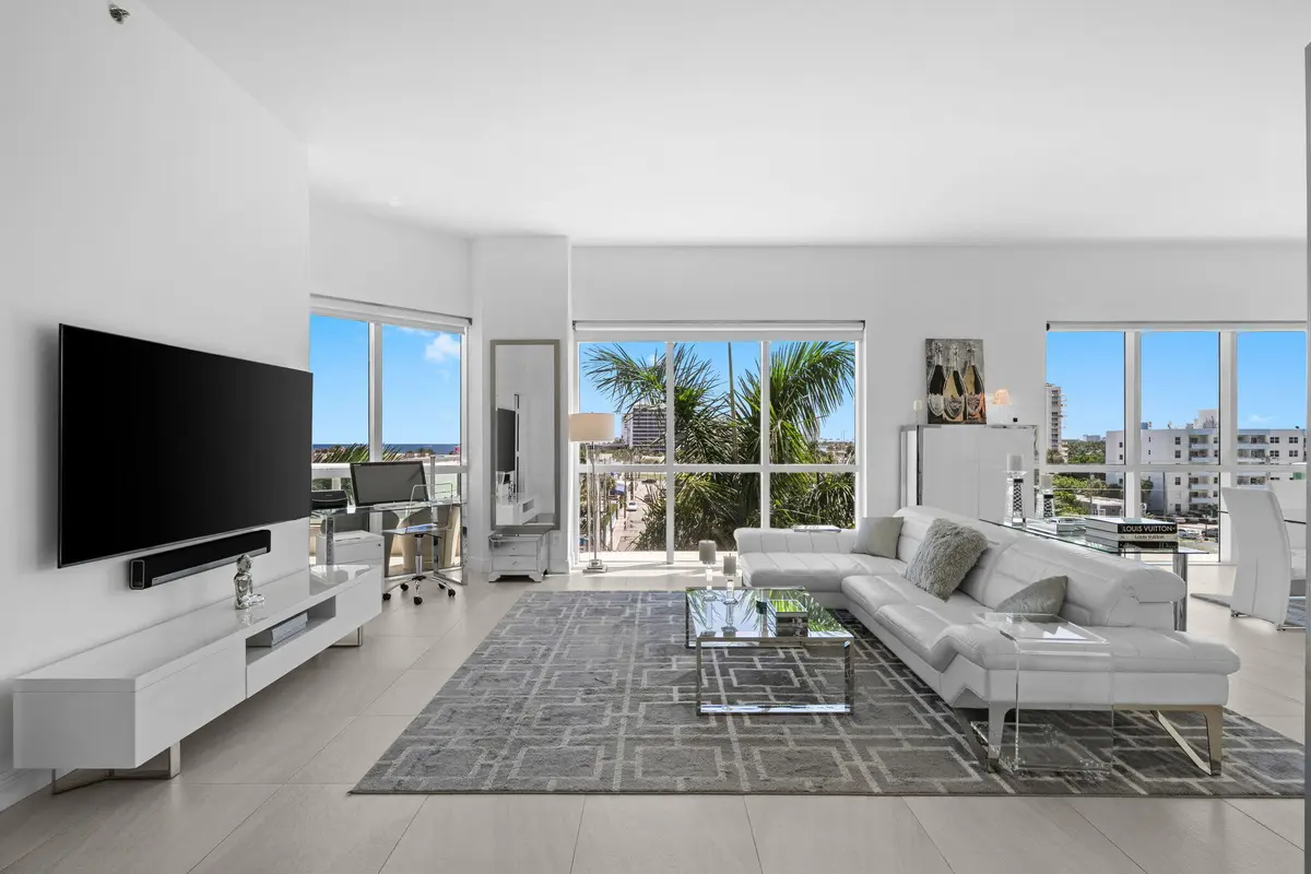 Living Room at 101 S Fort Lauderdale Beach Boulevard 607, Fort Lauderdale