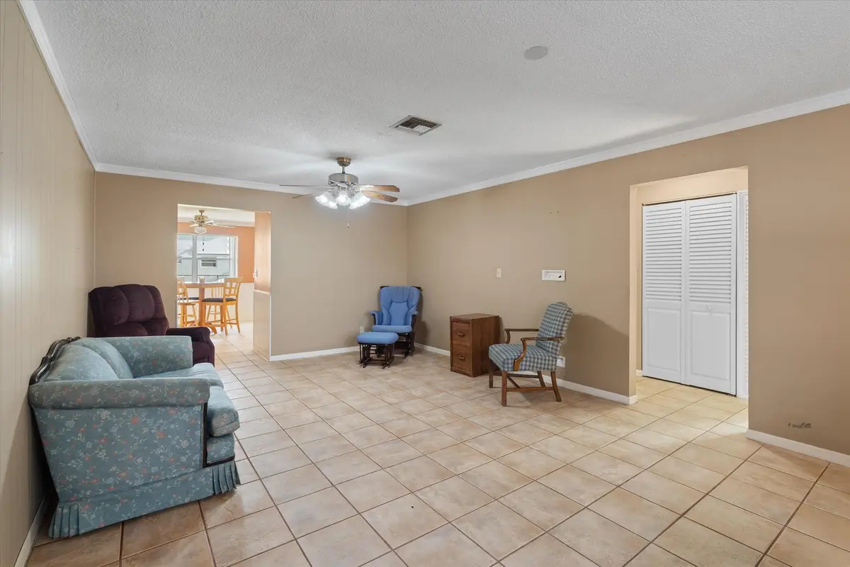 06-4465 SW 54th Ct Ft. Laudedale, FL-103 at 4465 SW 54th Court, Fort Lauderdale