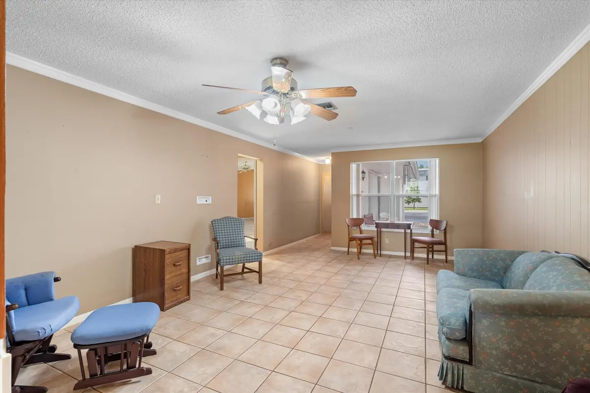 07-4465 SW 54th Ct Ft. Laudedale, FL-104 at 4465 SW 54th Court, Fort Lauderdale