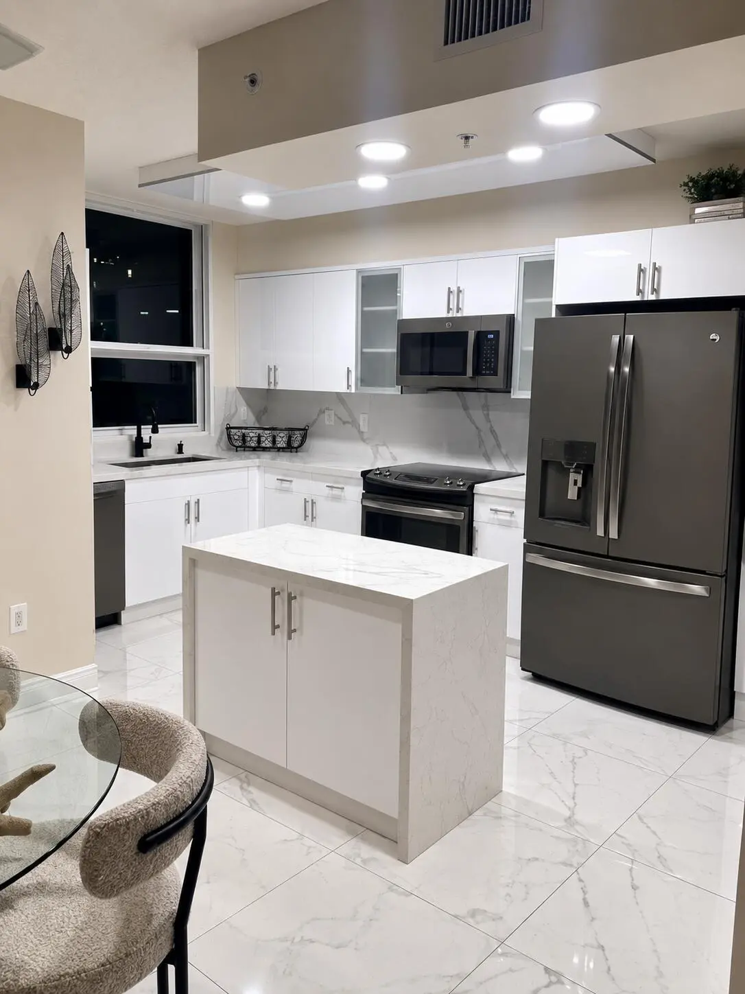 5f5ed9a1-1b28-47be-8c0f-d19a6fe78195 at 610 W LAS OLAS Boulevard 517N, Fort Lauderdale
