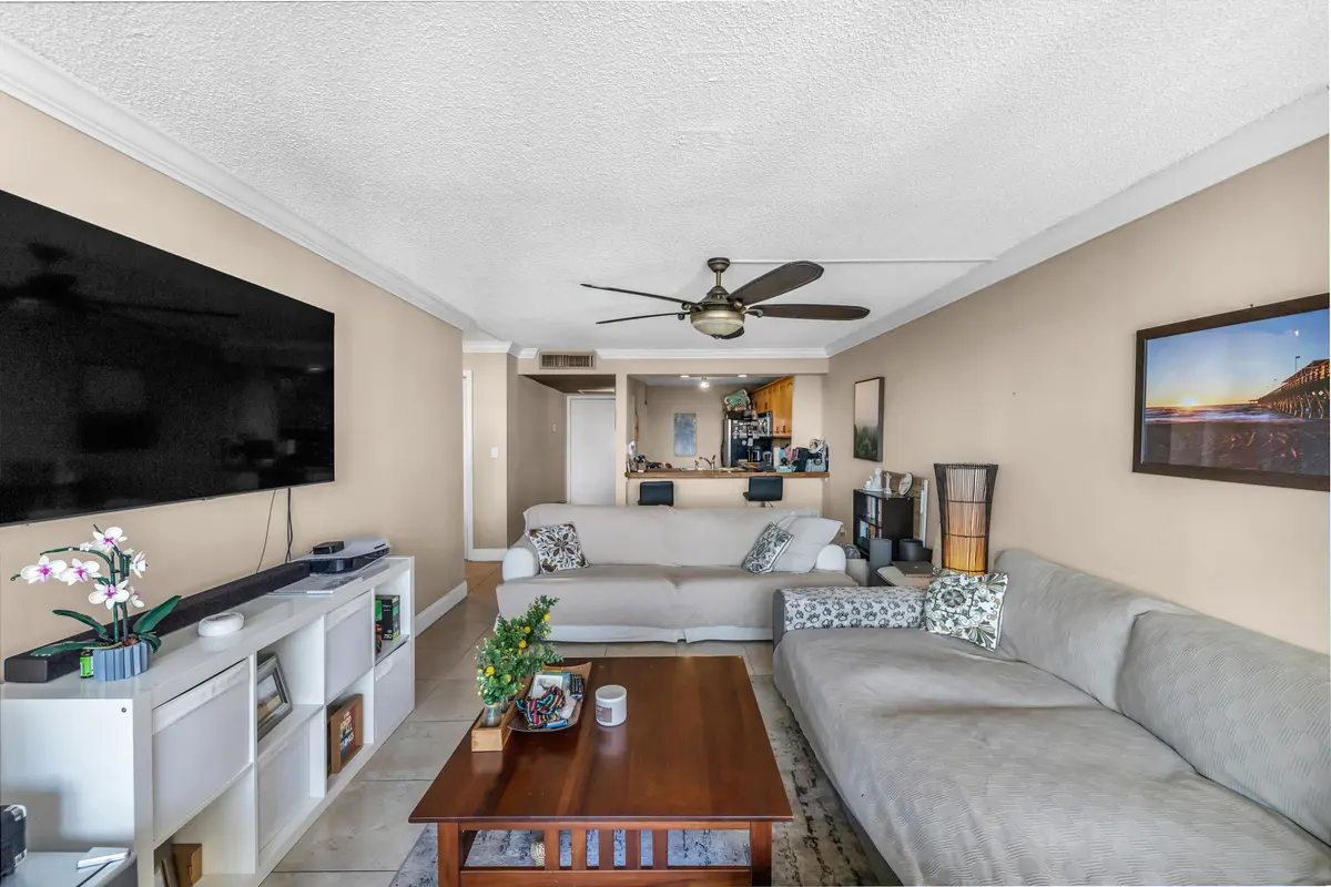 Open Floor Plan at 6 ROYAL PALM Way 307, Boca Raton