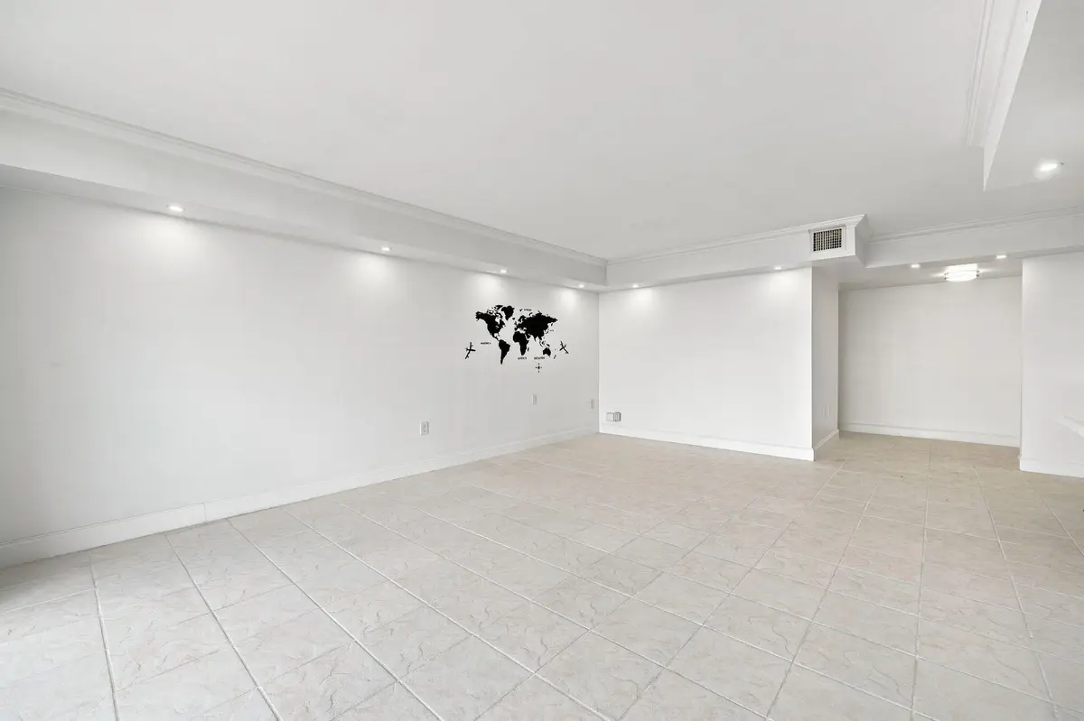 6-web-or-mls-18021-biscayne-blvd-901 at 18021 Biscayne Boulevard 901, Aventura
