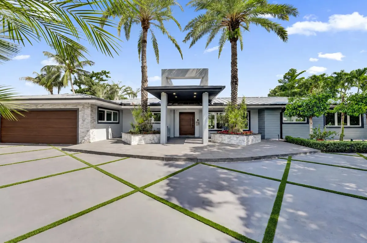 Front elevation at 2601 NE 29TH Street, Fort Lauderdale
