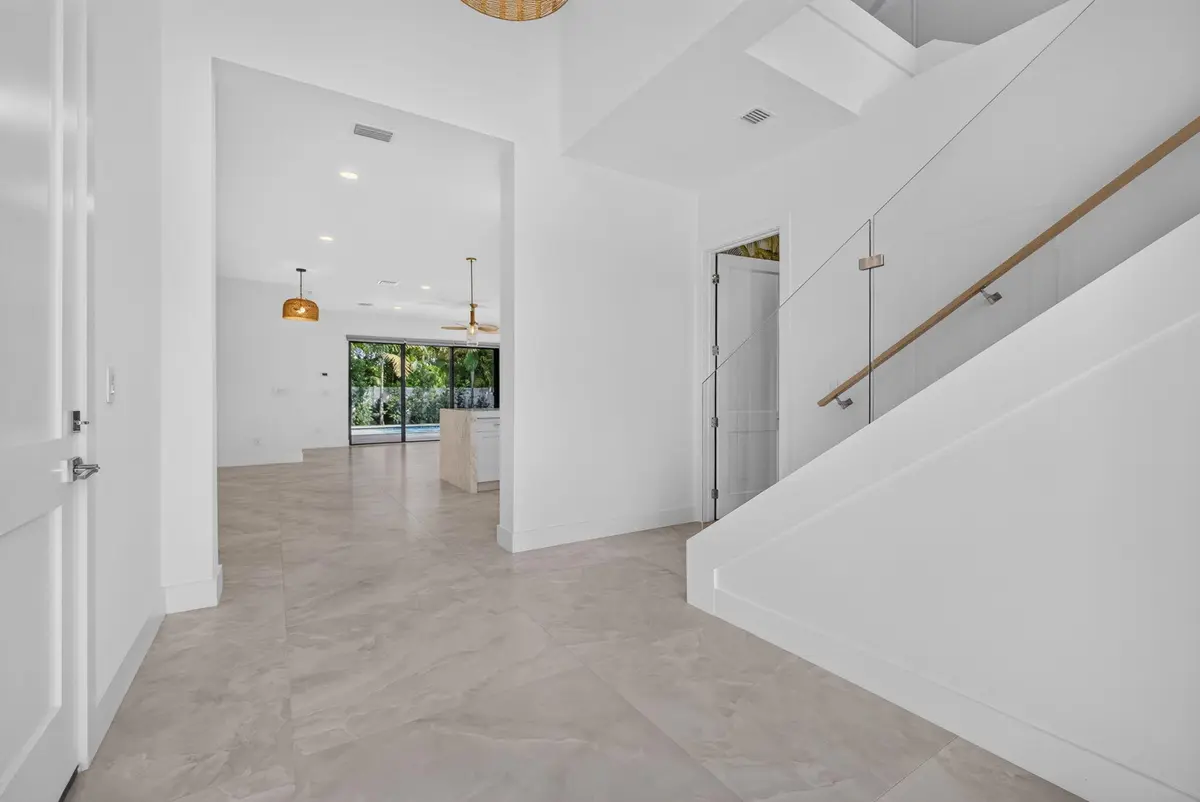 10-web-or-mls-5D1A5422 at 131 Edwards Lane, Palm Beach Shores