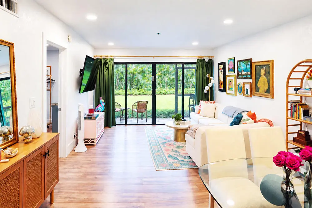 Living at 3000 Presidential Way Apt 106, West Palm Beach