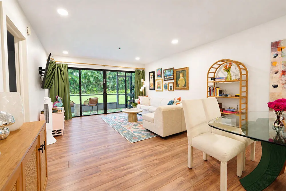 Living at 3000 Presidential Way Apt 106, West Palm Beach