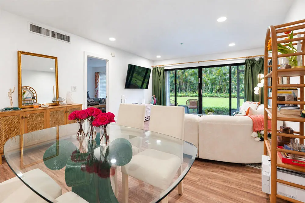 Living at 3000 Presidential Way Apt 106, West Palm Beach