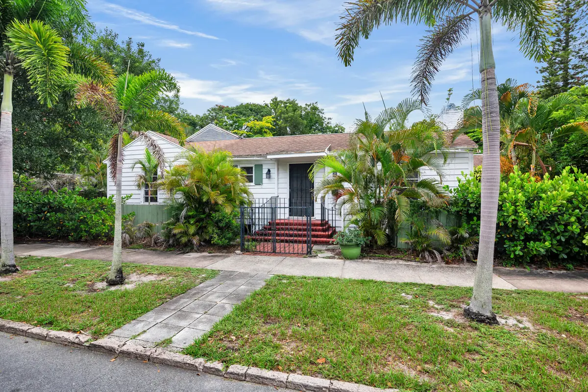 low-3 at 324 Albemarle Road, West Palm Beach