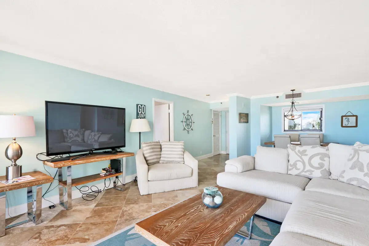 04_Image_4_mls at 300 OCEAN TRAIL Way 204, Jupiter