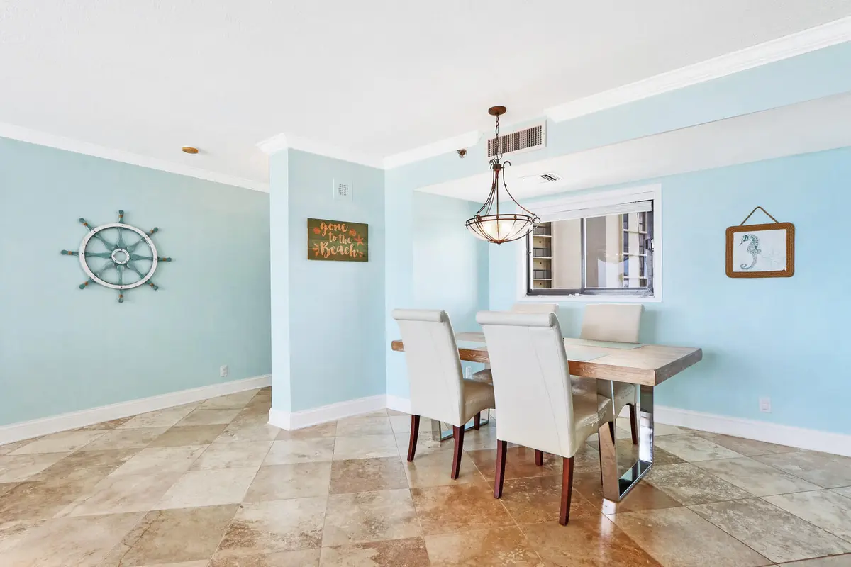 07_Image_7_mls at 300 OCEAN TRAIL Way 204, Jupiter
