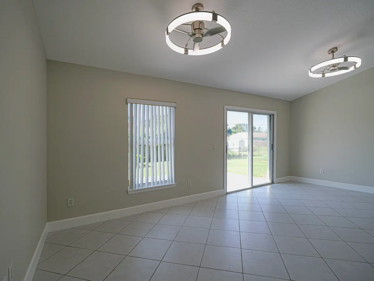 745 18TH Street, Vero Beach, FL – photo 6