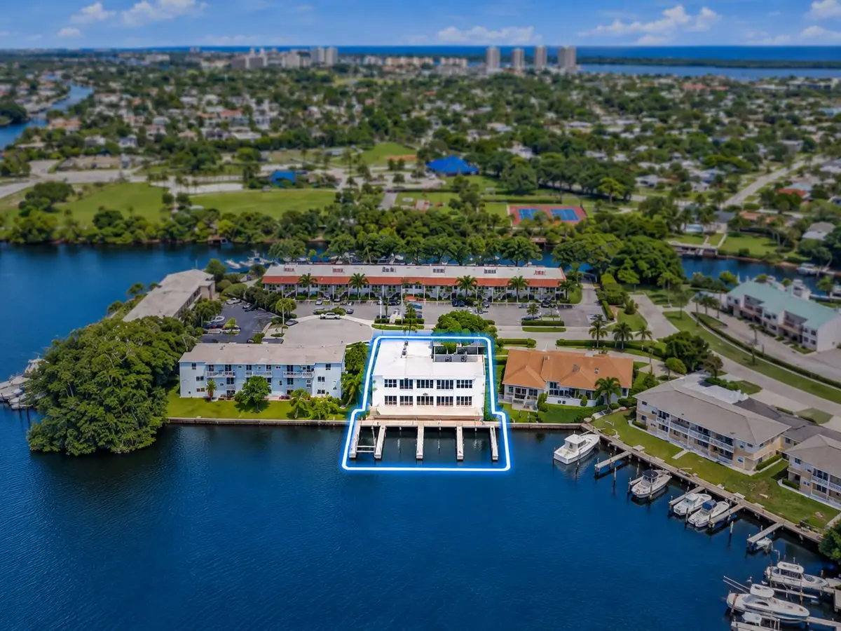 Aerial Highlighted at 624 Southwind Circle 1, North Palm Beach
