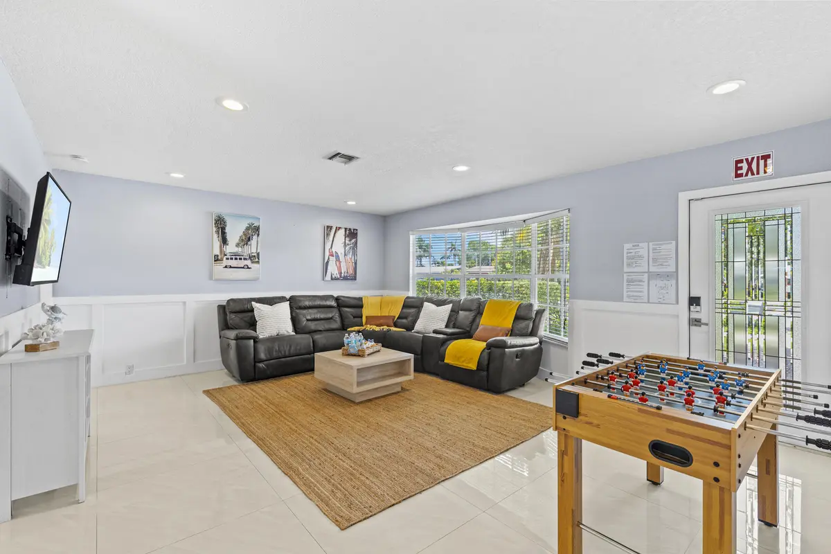 c5 at 1422 COOLIDGE Street none, Hollywood