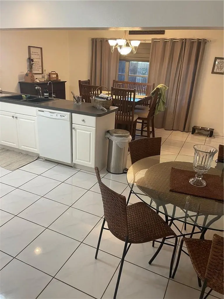 Photo 8 at 2754 NE 29th Avenue S, Lighthouse Point