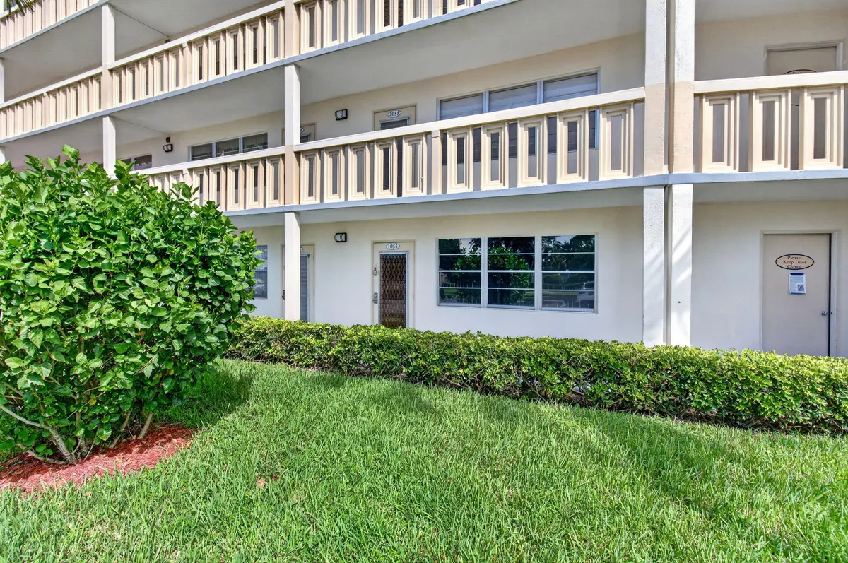 5-web-or-mls-DSC_1573 at 1055 AINSLIE D Drive, Boca Raton