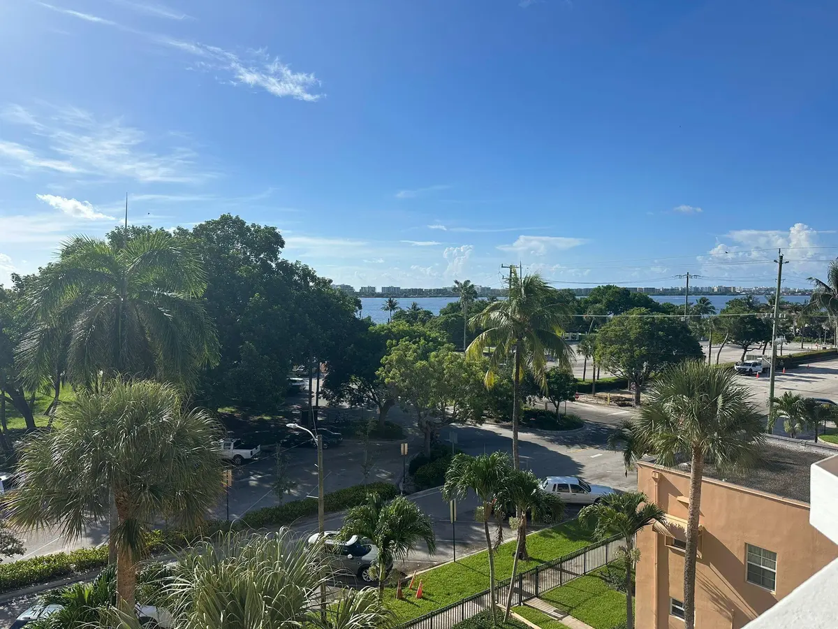 View from balcony at 15 S Golfview Road 504, Lake Worth Beach