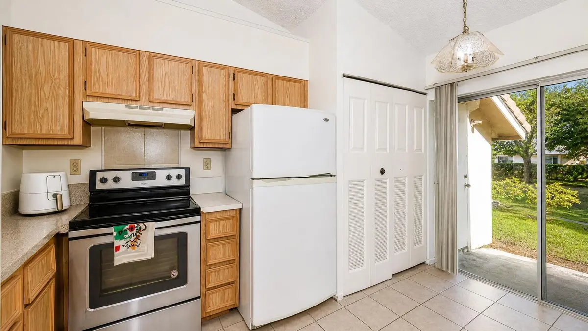 04_10880_NW_45th_St_Other_16x9 at 10880 NW 45th Street, Coral Springs